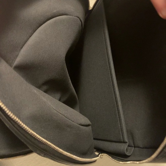 Louis Vuitton Michael backpack - Picture 3 of 12